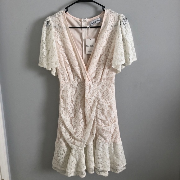 White Lace V-Neck Mini Dress NWT - Small - Picture 4 of 13